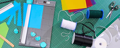 Materiale per bricolage per progetti creativi. Scopri subito