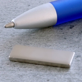 Blocchetto magnetico al neodimio, nichelato 25 x 10 mm | 2 mm