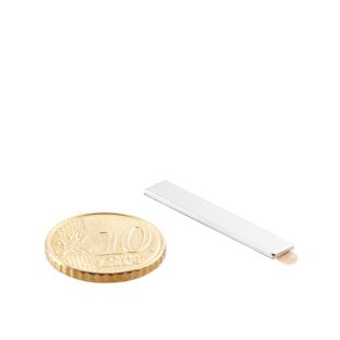 Cuboide magnetico al neodimio, autoadesivo, nichelato 30 x 5 mm  | 1 mm