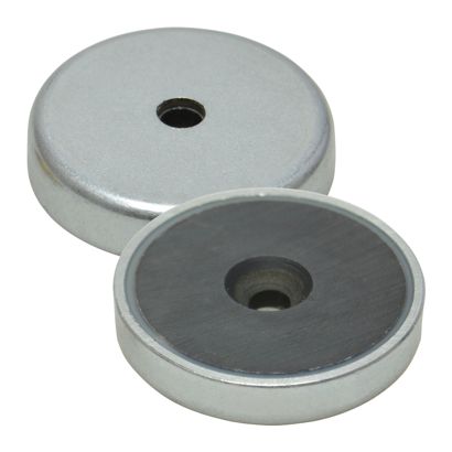 Magneti in ferrite con base con foro svasato 