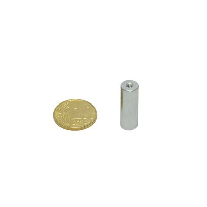 Magneti cilindrici con base al neodimio con filettatura interna 8 mm | 20 mm