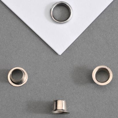 Occhielli per carta null | n° 24 - 4mm - 2,9mm