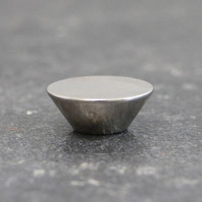 Cono magnetico al neodimio 20 mm