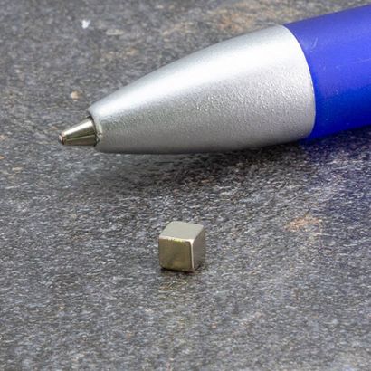 Cubo magnetico al neodimio, nichelato 3 x 3 x 3 mm 