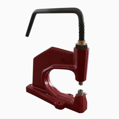 Torchietto per occhielli N4, con attrezzi 8E 