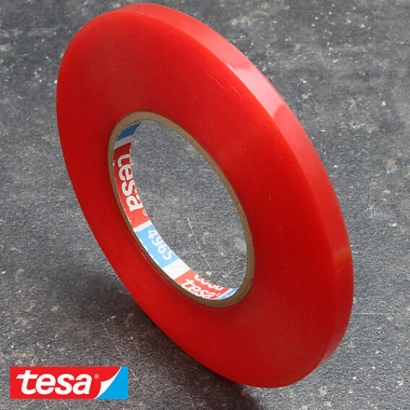 tesa 4965, nastro biadesivo di PET, adesivo acrilico molto forte, copertura di pellicola rossa 6 mm